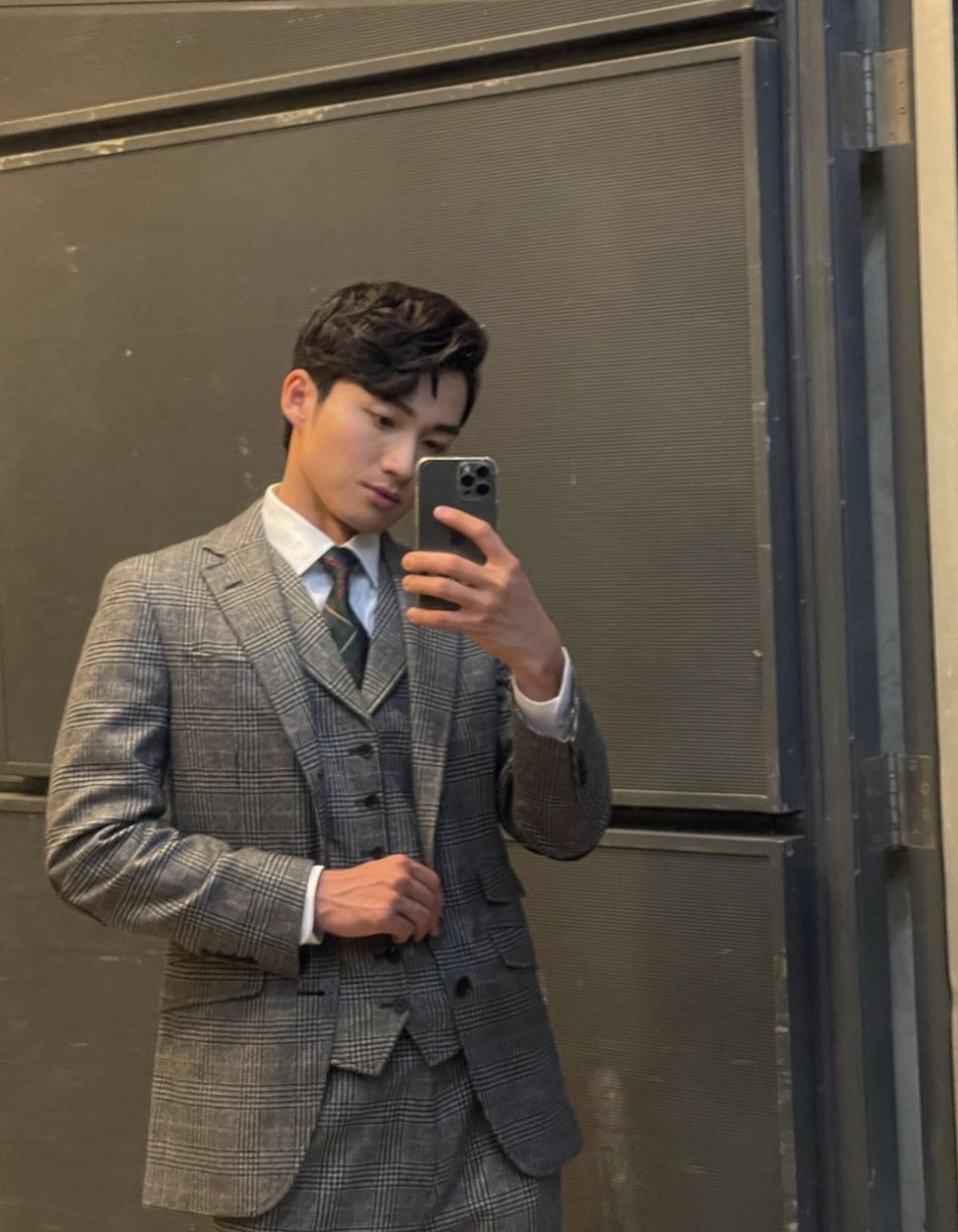 而TVB亦決定暫停劇組拍攝，根據疫情情況至少要等到3月20日後先復工！