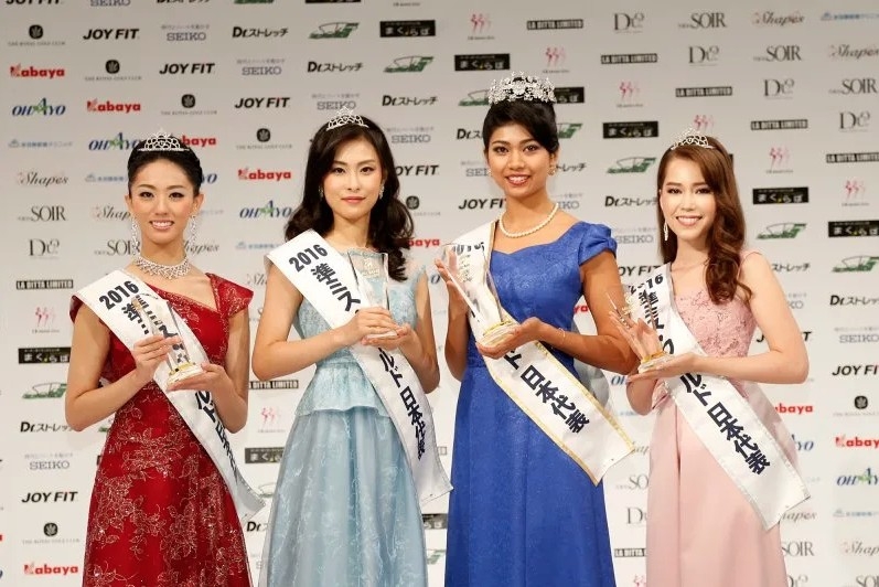 普莉亞曾代表日本參選世界小姐。