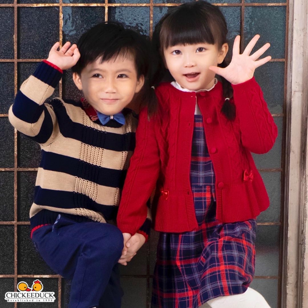 而且衣服品質一直有保證，例如童裝毛衣質料舒適，親膚程度高並不會刺肉，所以一直深受家長歡迎。