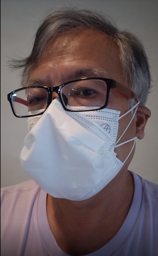 K Kwong認為即使帶兩個相同的平面口罩，面頰兩邊仍有機會讓細菌「漏入」，最理想的方法是帶一個平面口罩於底，在疊加一個自製的立體口罩！