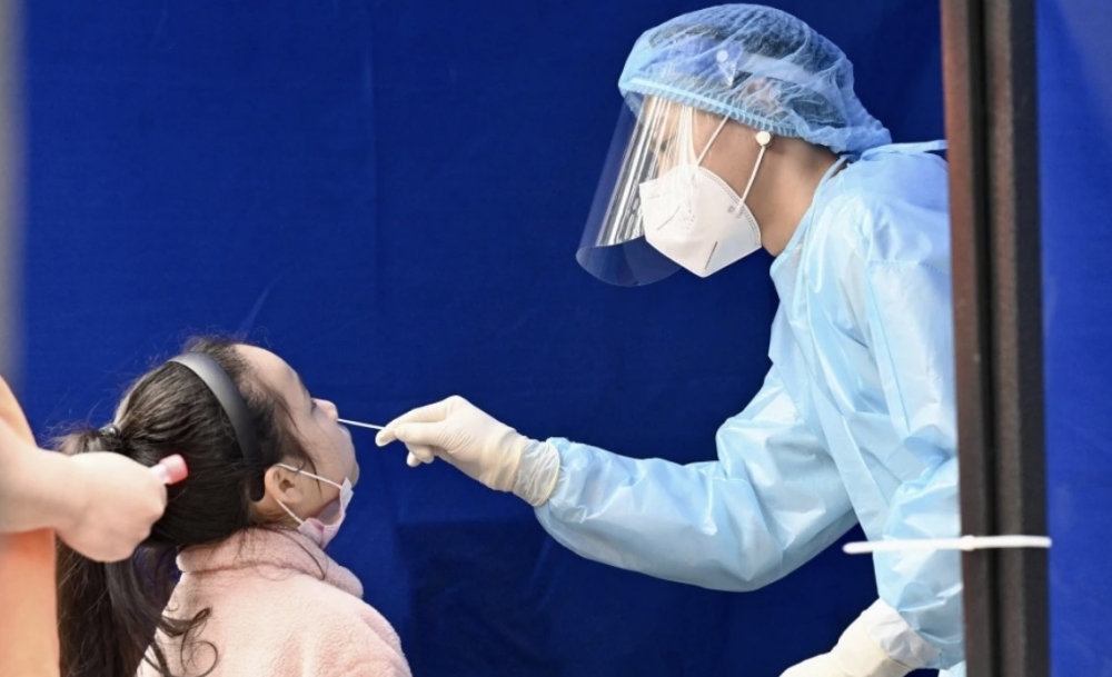 「2019冠狀病毒病病人網上申報表格」只提供予核酸檢測(交樽仔)陽性的市民使用。