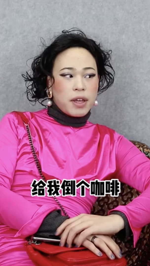 誇張好笑嘅演技成功令佢粉絲人數達到600萬！