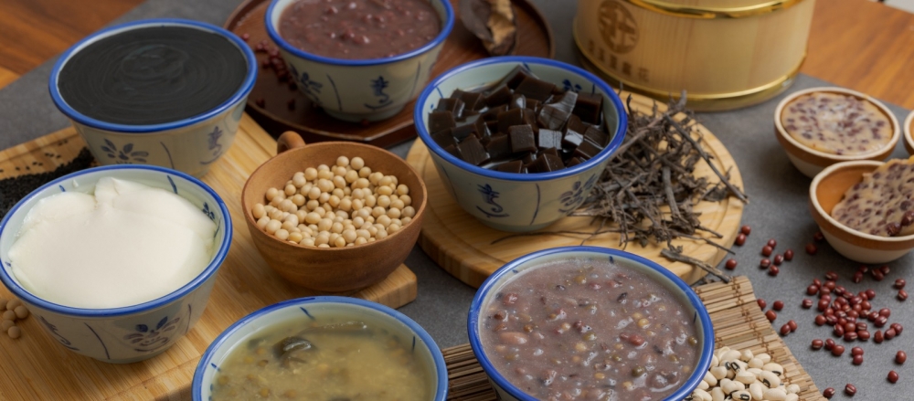 在亞玉豆腐花加價同時,其實鄰舖的贊和豆品早前亦已經回復原價,兩間豆腐花店分別加價至$6碗和$8碗,但仍然是平價豆腐花之選,你又喜歡哪一間豆腐花店呢?