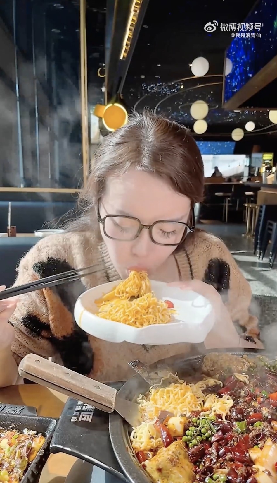 內地網紅大爆自己其實係男兒身，解釋多年來男扮女裝原因！