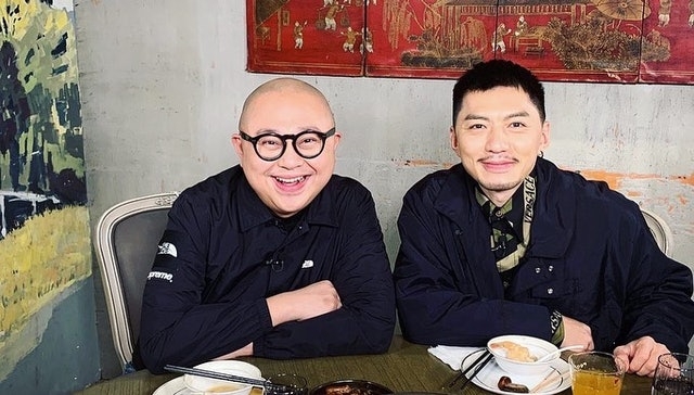 由林盛斌（Bob）主持嘅J2節目《人夫放假約出去滾》請了袁偉豪擔任嘉賓。