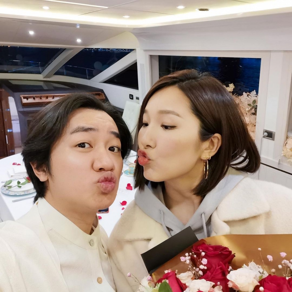 有傳王祖藍正密謀同老婆李亞男一齊主持清談節目!