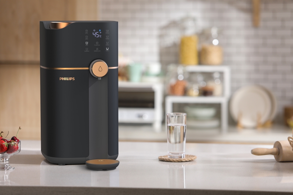 飛利浦RO純淨飲水機透過多重過濾同RO逆向滲透淨水系統，有效過濾水中雜質、異味～