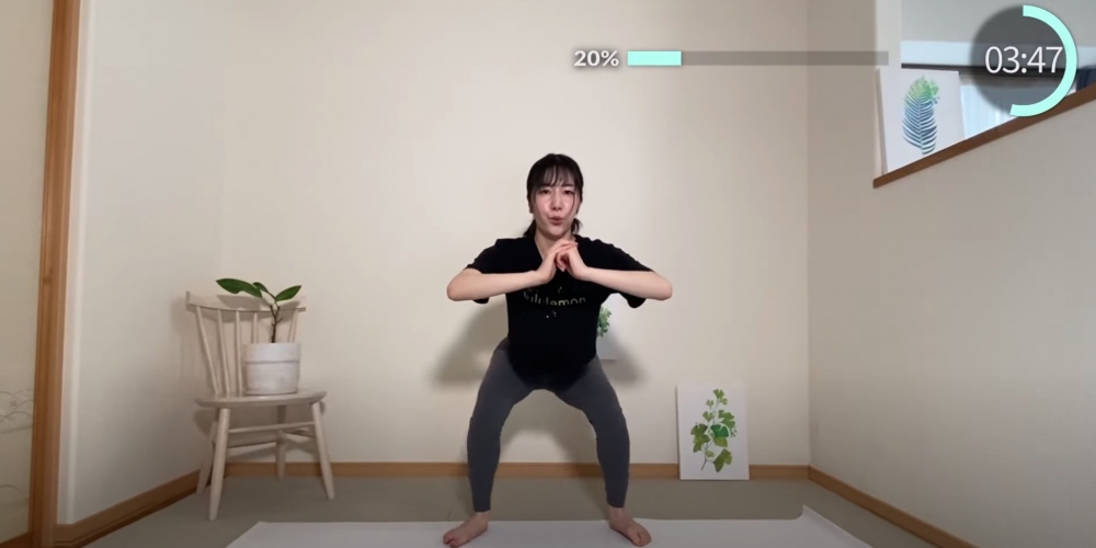 先做深樽動作。