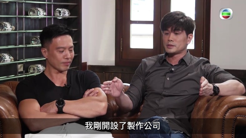 分手後,伍允龍拍攝TVB劇集《城寨英雄》知名度上升,事業終於有起色