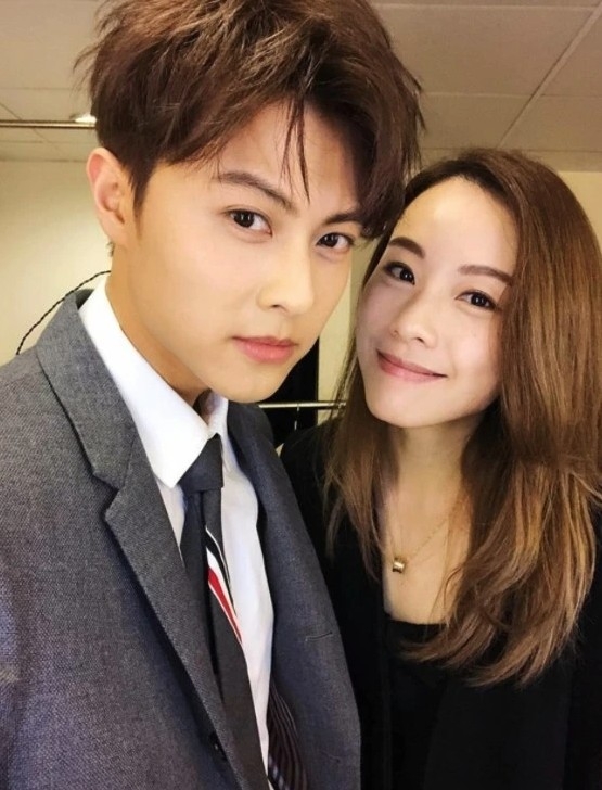 Stephy曾與邱勝翊（王子）交往3年