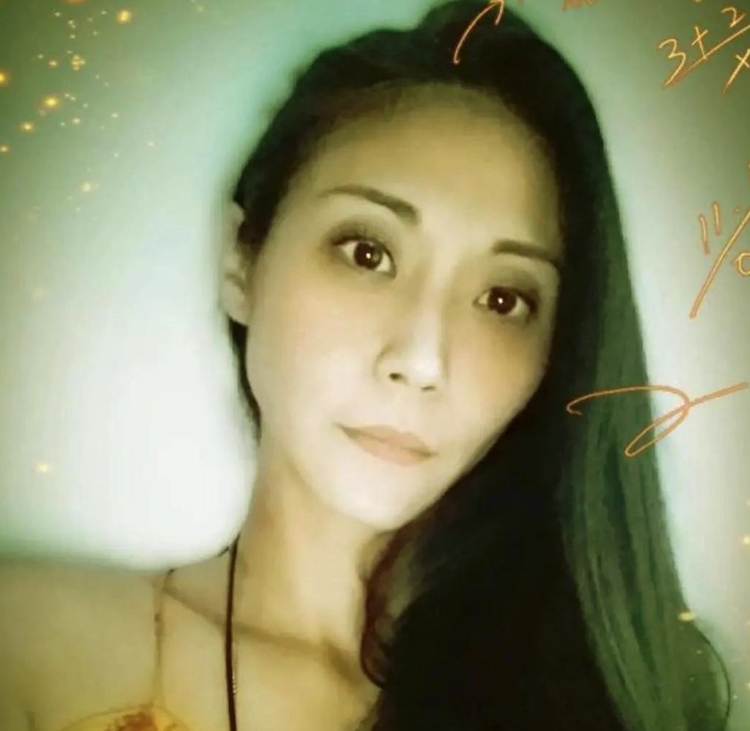 劉綽琪最近嘅自拍面色蒼白，狀態似乎唔係咁好，令網民擔憂！