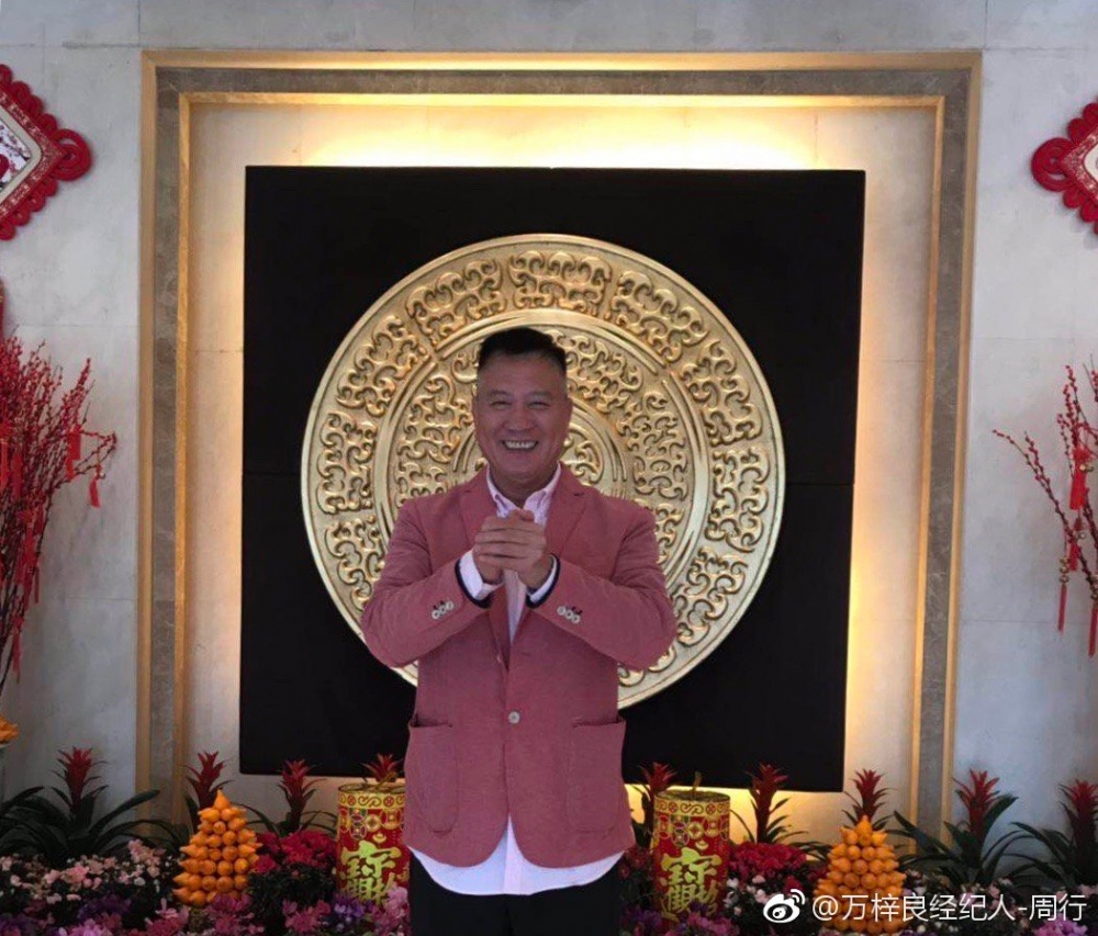 萬梓良定居內地多年,雖然一度退休但仍不時登台演出