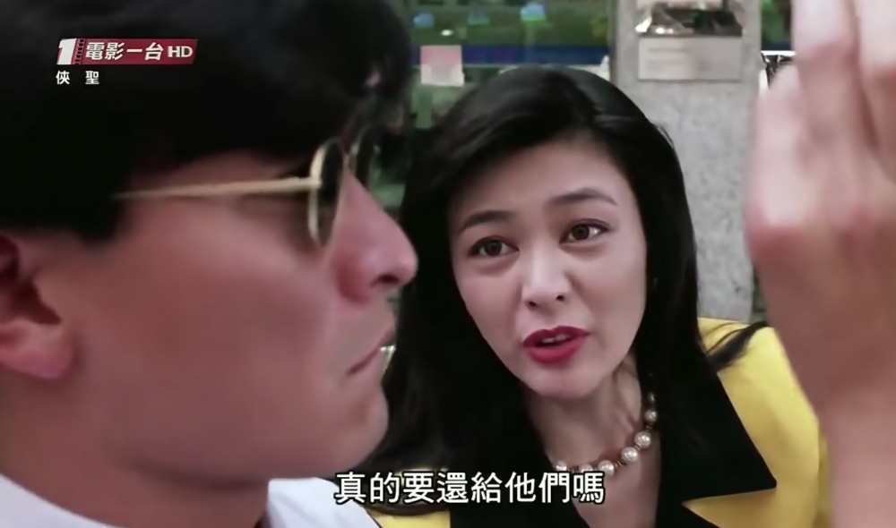 網友大讚關之琳有種貴族氣質,加上濃眉大眼,就算個妝化得簡單都已經好出眾。