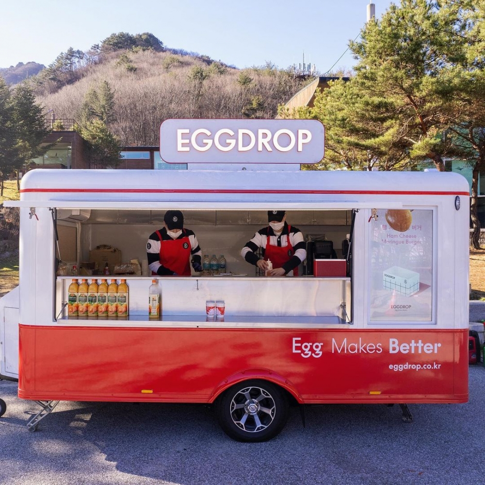 源自韓國的EggDrop是主打爆餡、流心厚蛋的吐司專門店!