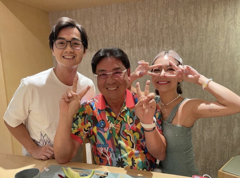 據悉,何雁詩爸爸從事物流生意,仲手持多個物業!