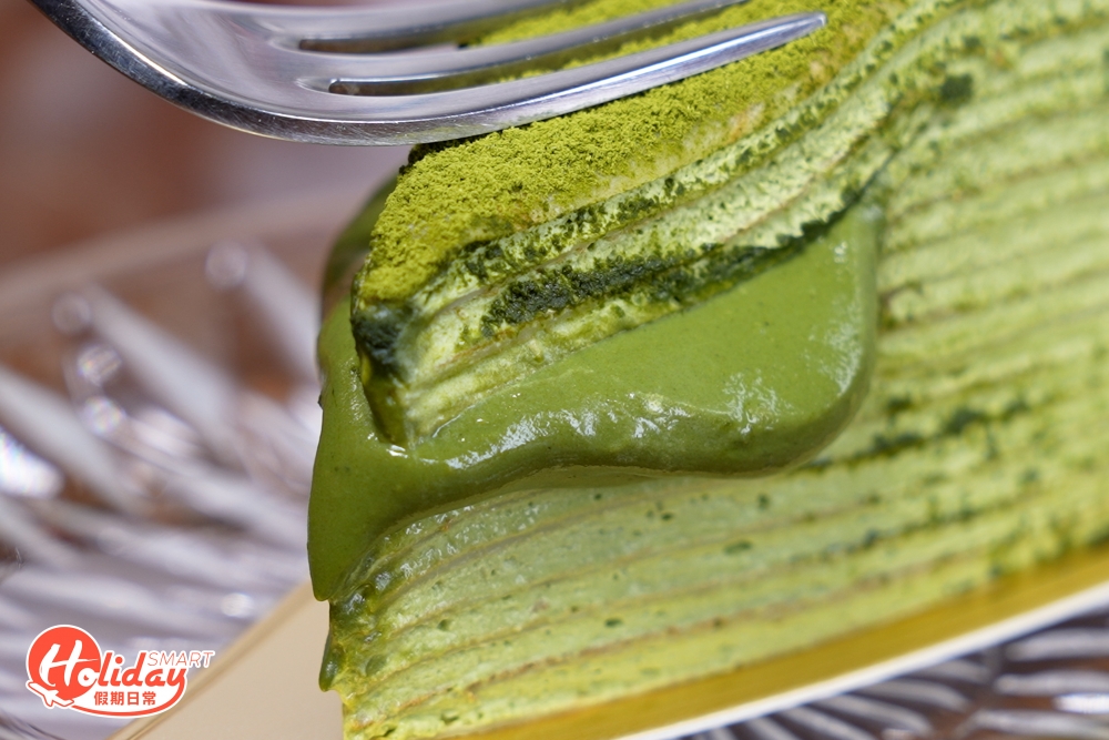 最受歡迎一定是流心千層系列，其中抹茶流心千層蛋糕，用上日本丸久小山園和宇治抹茶，抹茶流心醬輕壓湧出，味道帶微甘，抹茶控最愛！