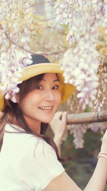 萬綺雯近年移居內地，更喺位於浙江度假勝地莫干山皋塢村與朋友合資開民宿。