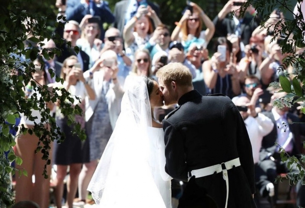 二人最終於2018年結婚,並於2020年正式退出英國王室!