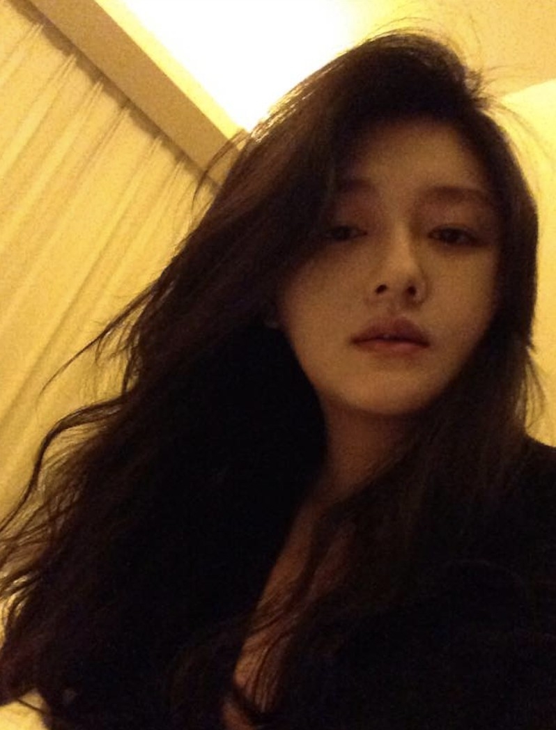 男方表示佢哋已經非常了解彼此，所以唔需要再花時間拍拖！