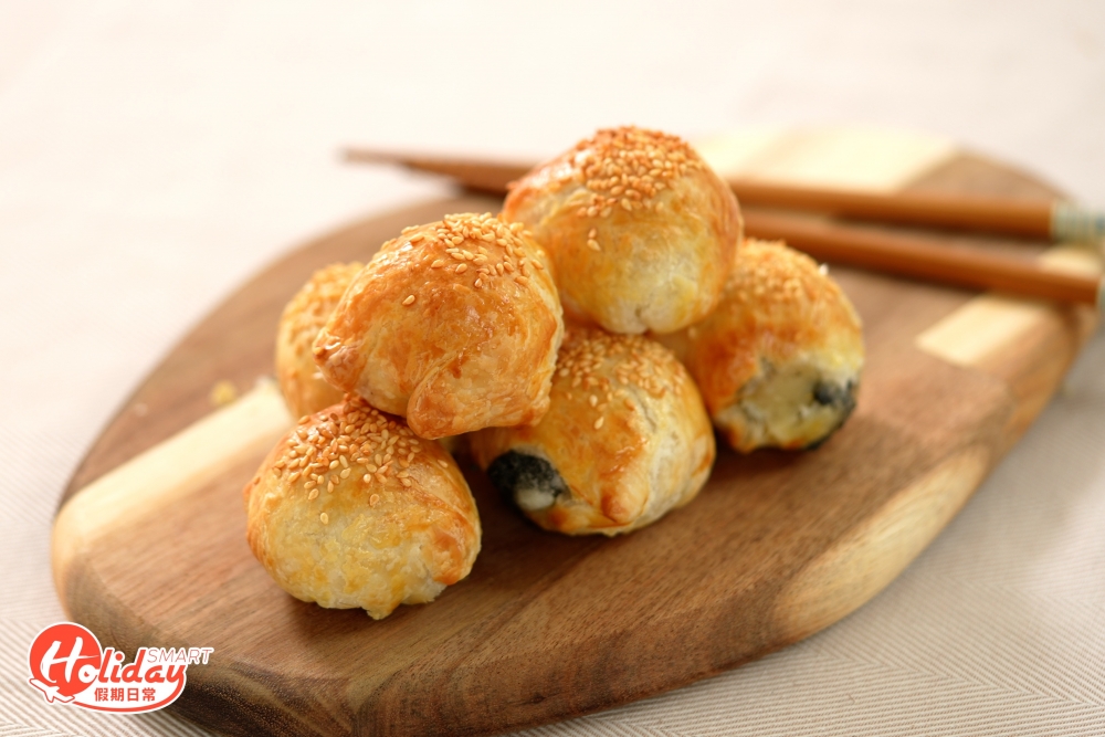 氣炸酥皮湯丸材料有印度薄餅、湯丸。