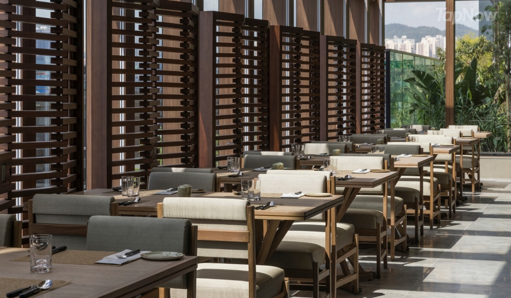 維港凱悅尚萃酒店為客人提供一個配備完善嘅悠閒假期~