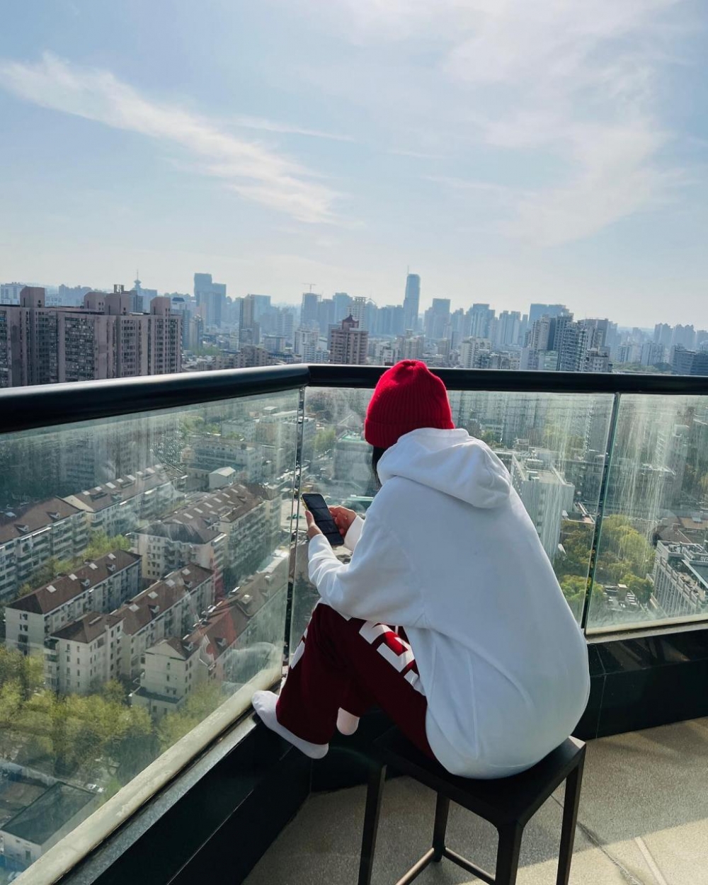 屋企露台可飽覽上海景觀。