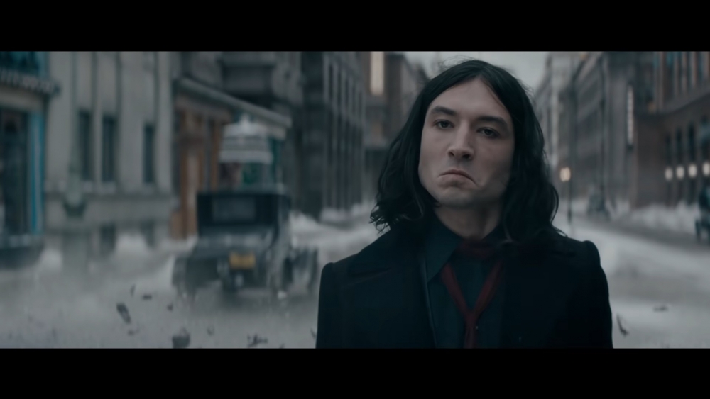 成年索爾還原漫畫的經典造型。