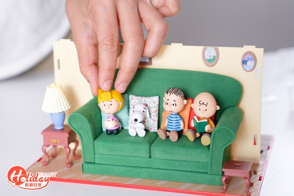 需要組裝的東西不多，如拴緊螺絲使其模型固定等簡單步驟。