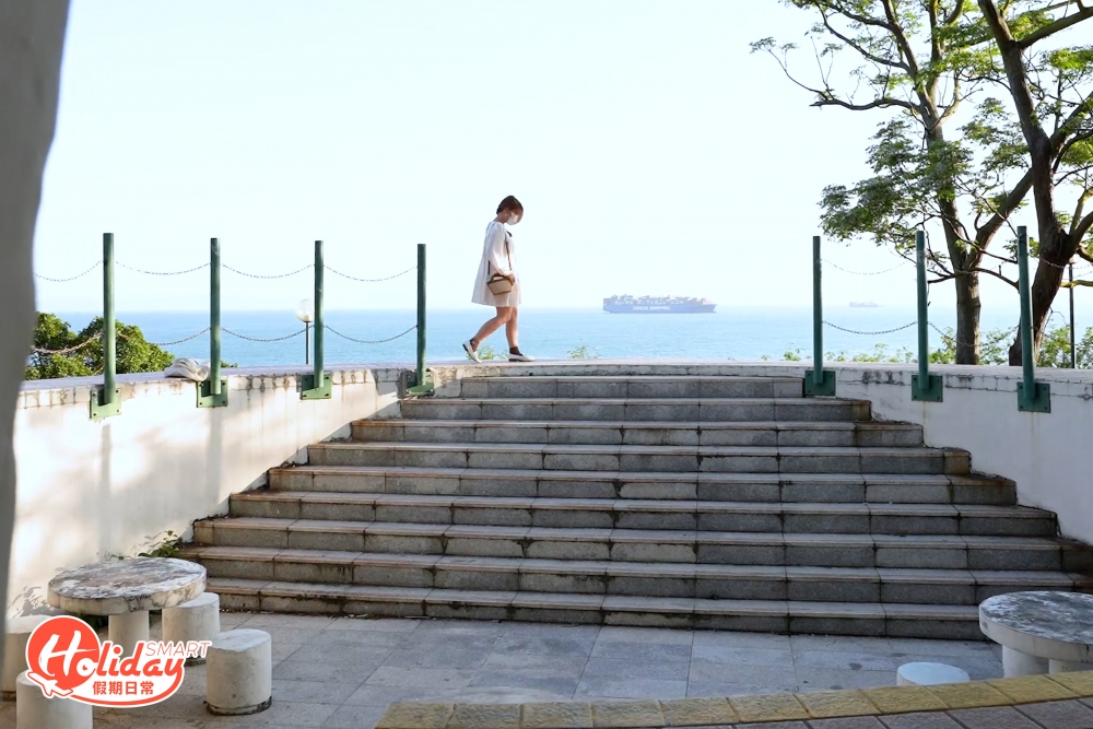 舂坎角炮台是1930年代末期英國為加強香港島防衛而增建的炮台之一,現時已改建為公園。