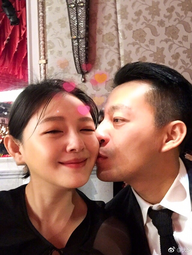 2021年3月大S向朋友大吐苦水,發言前兩日正係佢同汪小菲舉行婚禮嘅紀念日