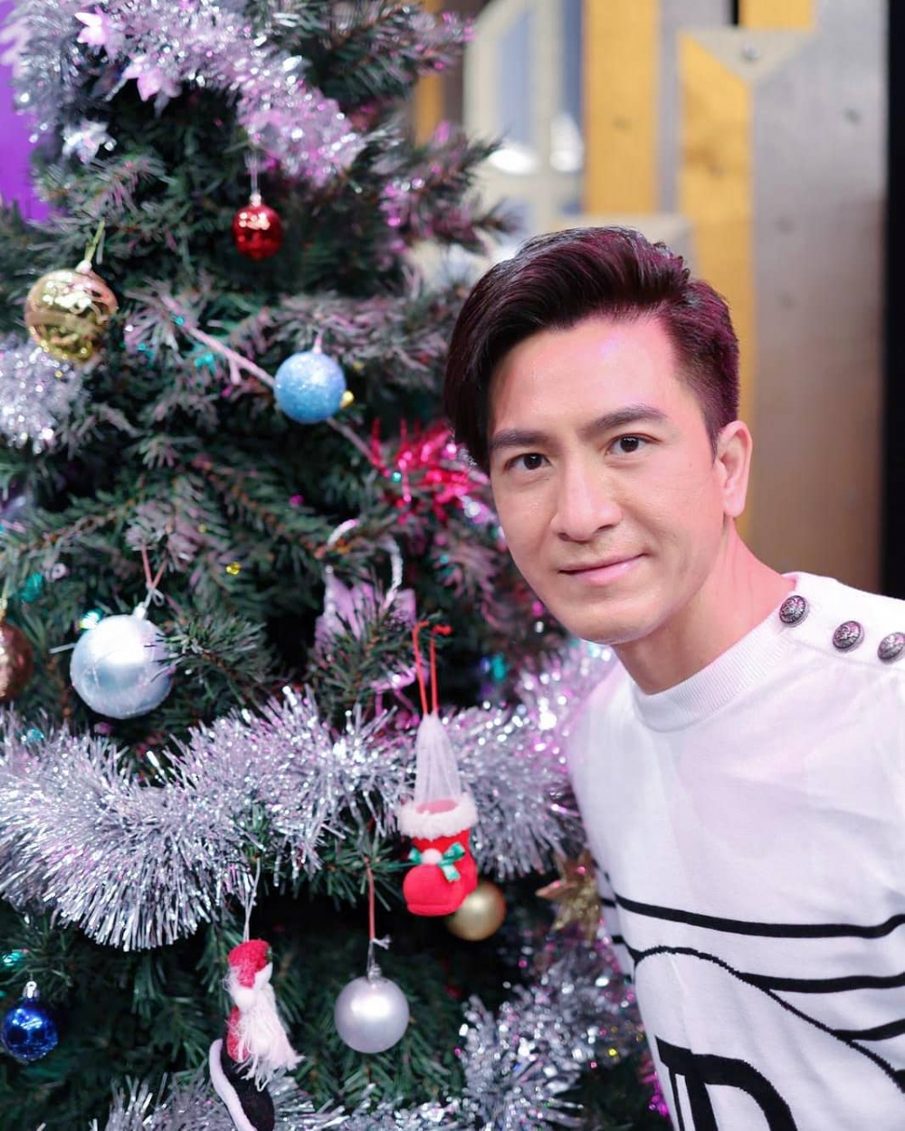 馬國明透露女友接咗job需要keep fit，所以陪佢一齊keep fit。