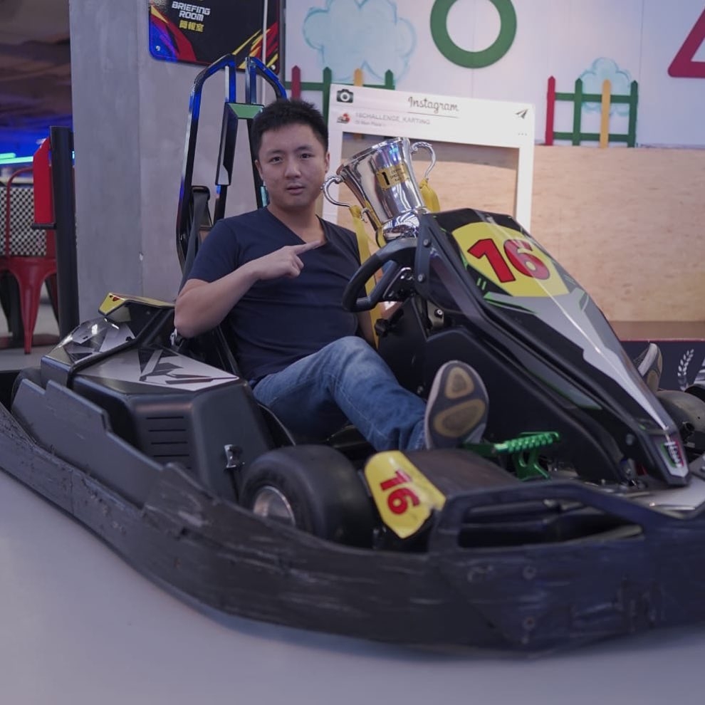 鍾培生發文指因為性格不合早就無再同袁嘉敏見面，但佢承認的確有向袁嘉敏提供經濟支持