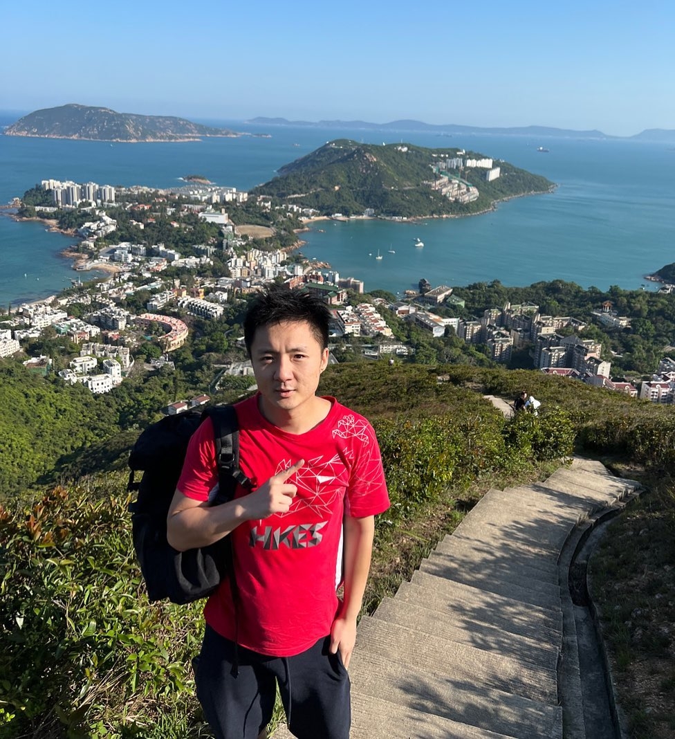 袁嘉敏被指受鍾培生「經濟支持」，報道稱每次有一筆可觀嘅進帳，合共收取近百萬！