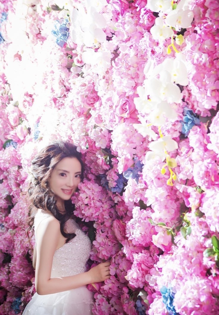 好多網民都好奇愛新覺羅維是否清朝皇室後人。