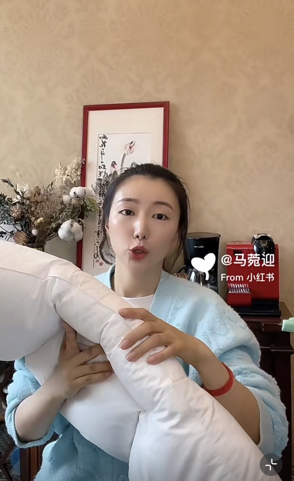 網民就大讚佢越來越靚！