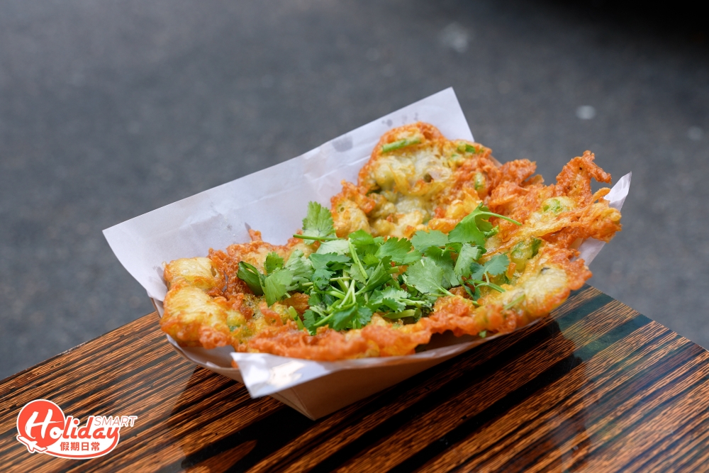 油麻地小食店蠔脾里，開業不足一年，已儲落一班熟客支持。