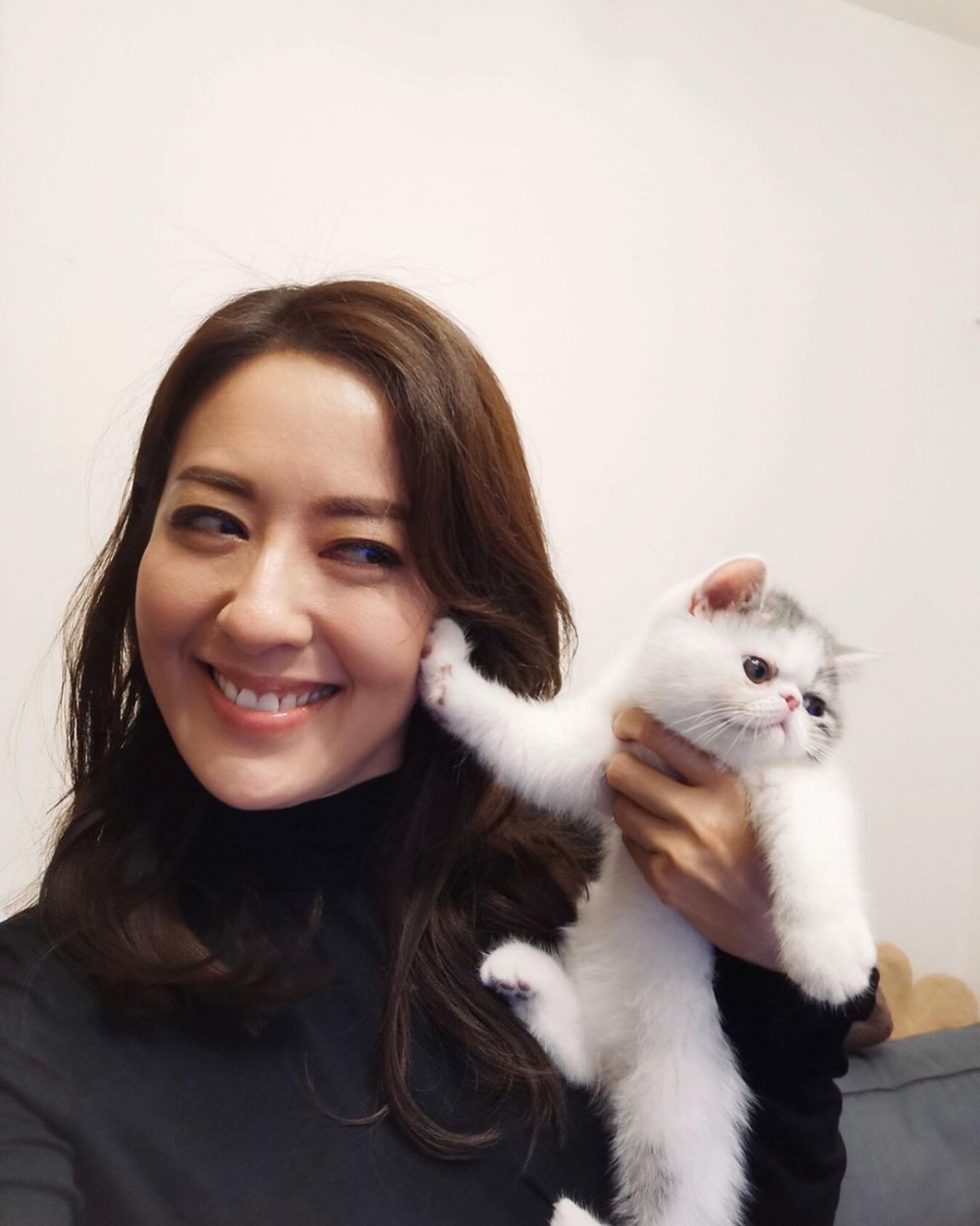 唐詩詠指當出現第三者,女生好易會陷入怪圈:「淨係諗小三快啲走啦,或者你返嚟我度啦!」