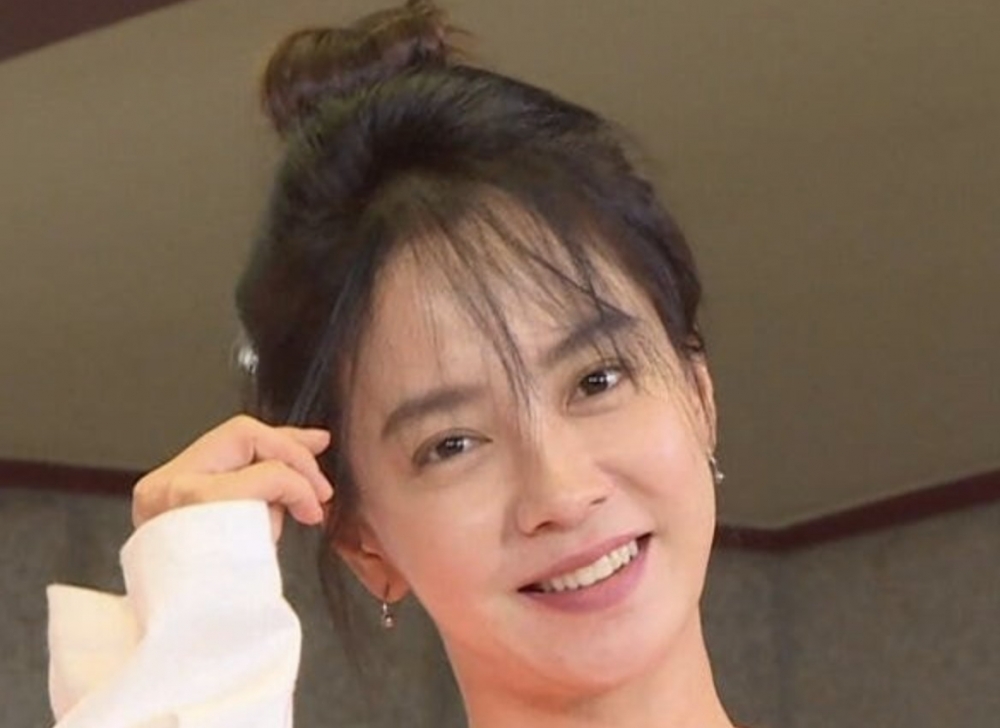 髮型師亦冇好好處理智孝嘅空氣瀏海！