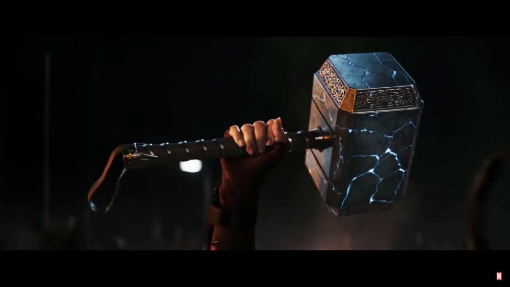 雷神之鎚還能看到被毀壞後的修補裂痕！