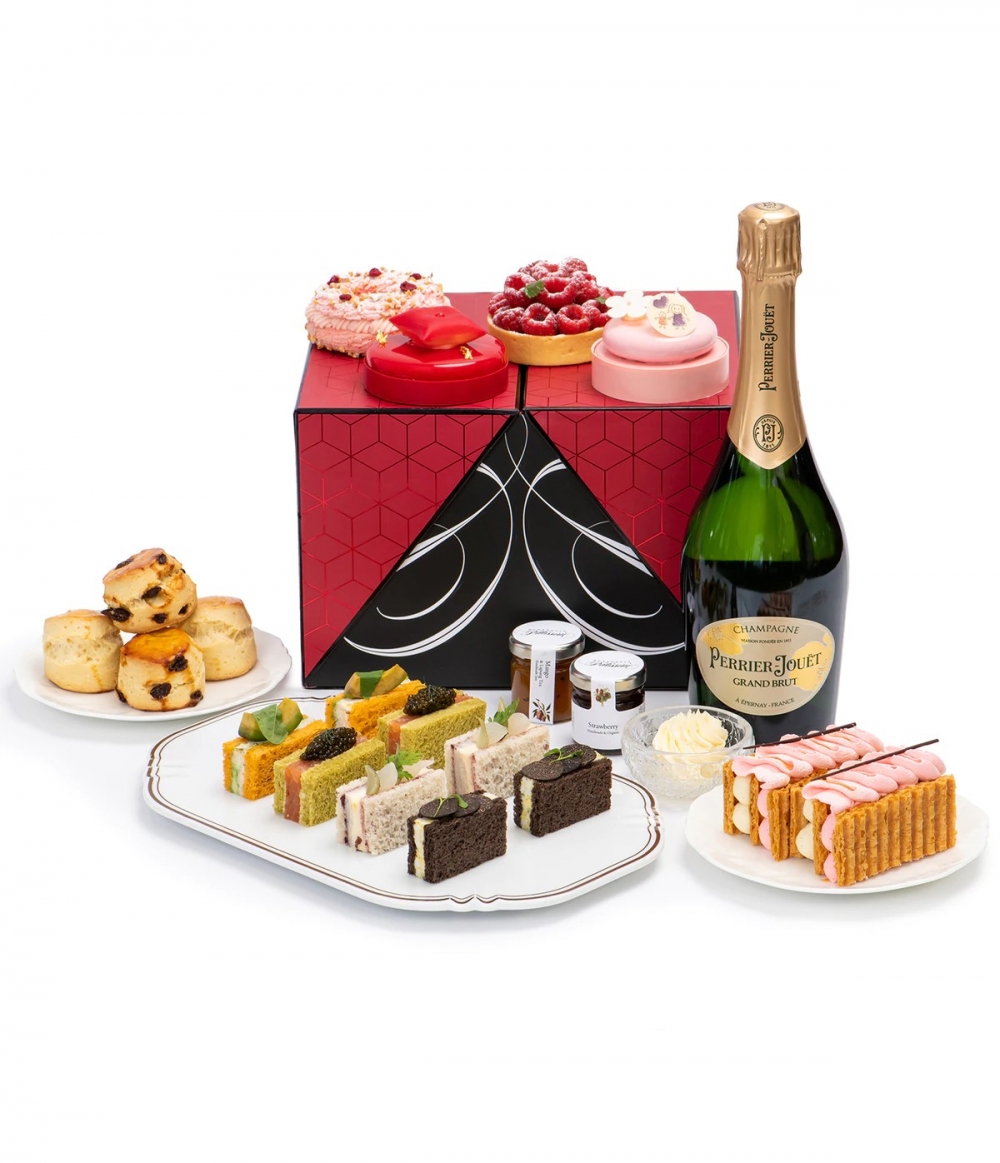 香港瑰麗酒店:母親節特別限定BUTTERFLY PATISSERIE下午茶