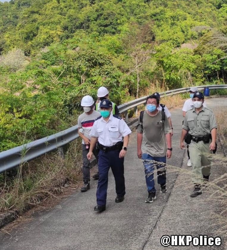 有見下城門水塘意外頻生,警方即與水務署人員展開聯合行動,勸喻非法進入水塘範圍的人士離開