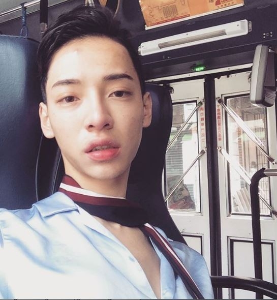 Kiwebaby曾上載短髮素顏照