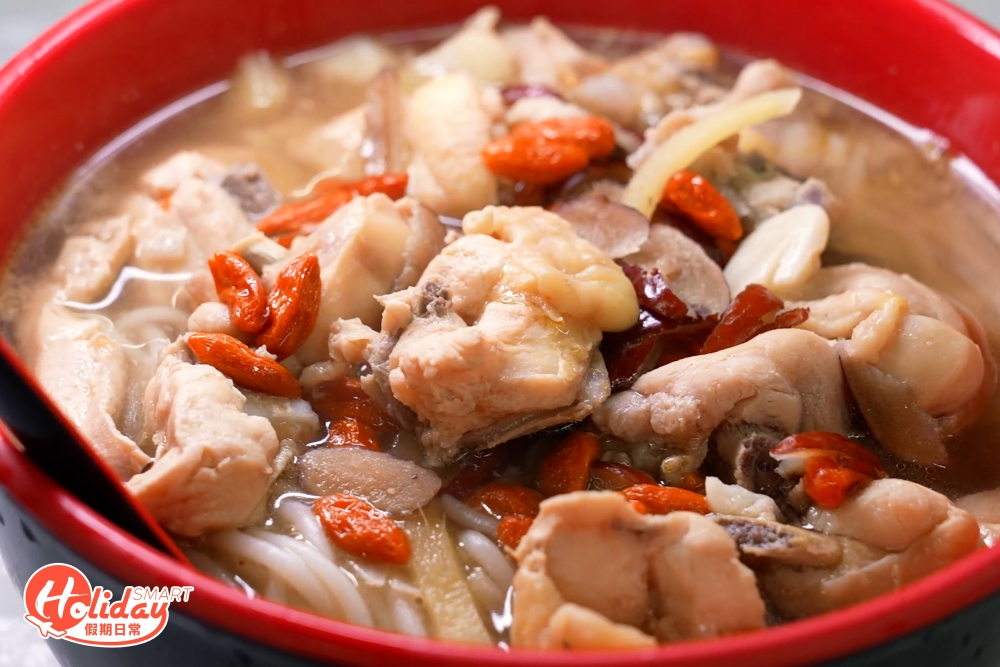 雞件醃得入味濃郁，肉質嫩滑，而且份量多認真抵食！