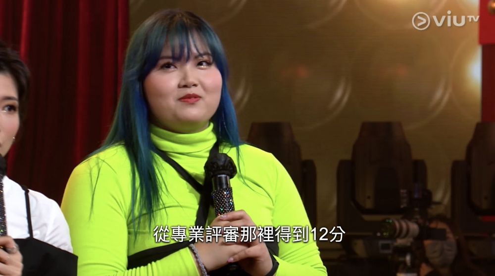 1號丁丁嘅舞蹈表演獲小儀大讚,認為佢跳舞技巧幾好~