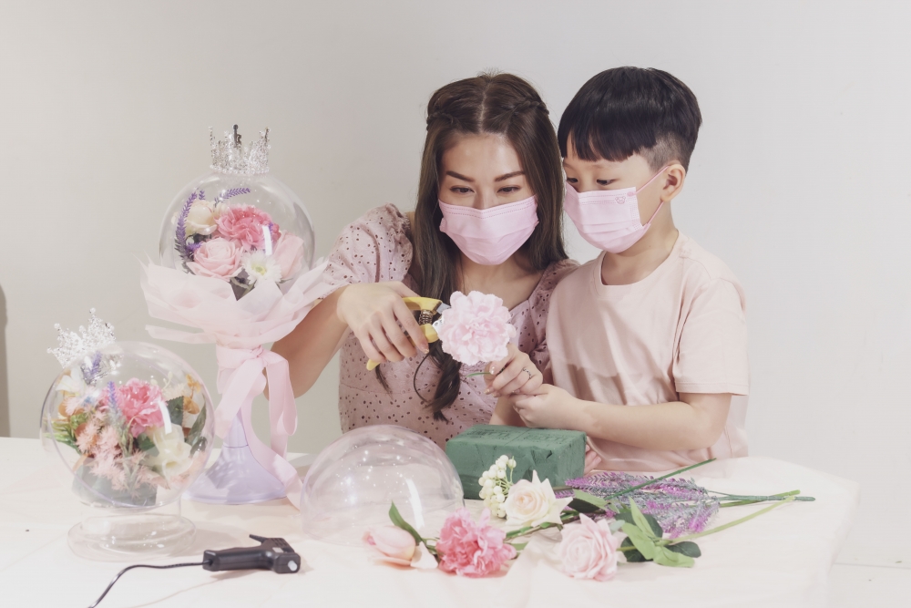 兩大熱韓國 Mom is my Queen 女皇花球及花の女皇權杖工作坊~
