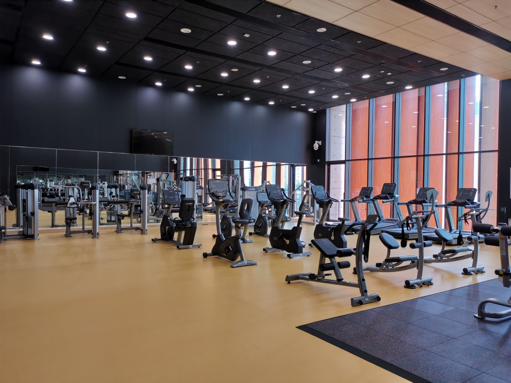 多個表列處所重開復業，包括健身中心、戲院、美容院及遊樂場所等~