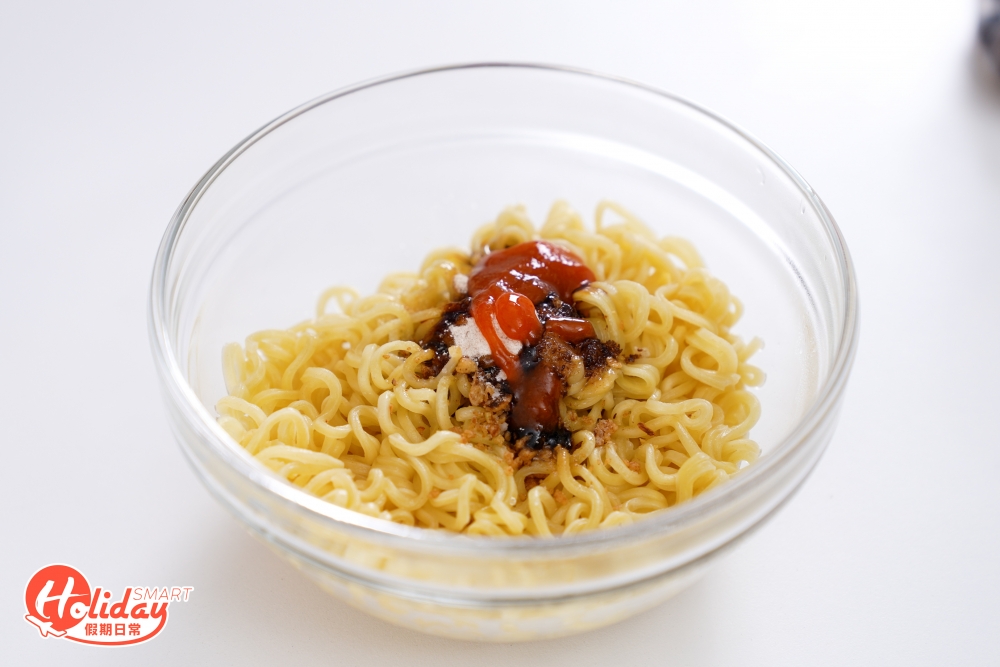 超市最常見是香港版及原裝入口版本，味道大致上分別不算好大，原裝進口版稍微辣一點。