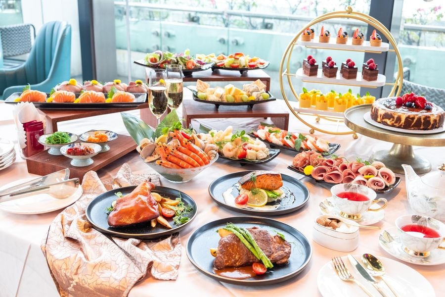 Pier 1929逢星期六至日供應歐陸日式半自助午餐,接受AlipayHK和WeChatPay HK付款。