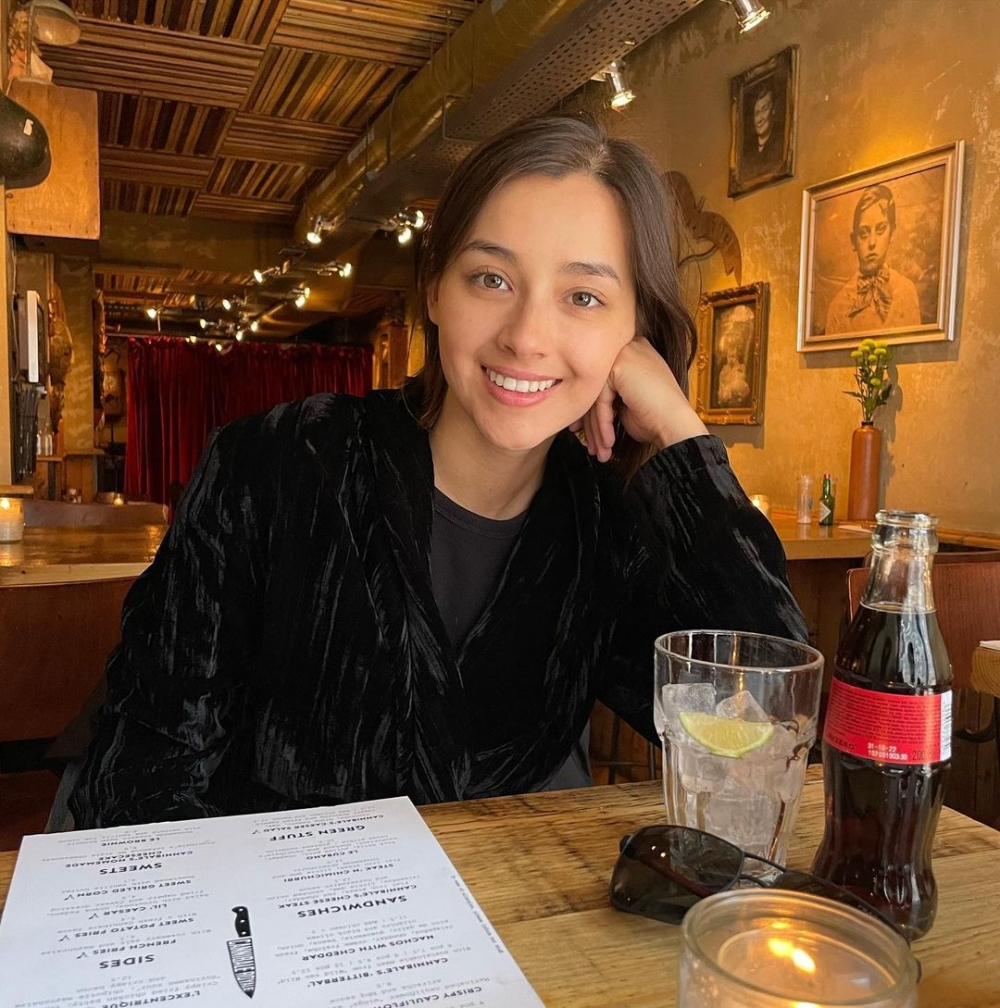 入娛樂圈前，Lisa曾經喺蘇格蘭任職護士一職！