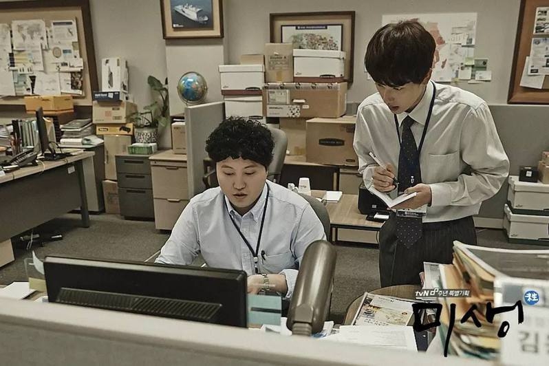 港男分享自己嘅經歷，順便詢問網民覺得「朋友做保險係好事定壞事？」